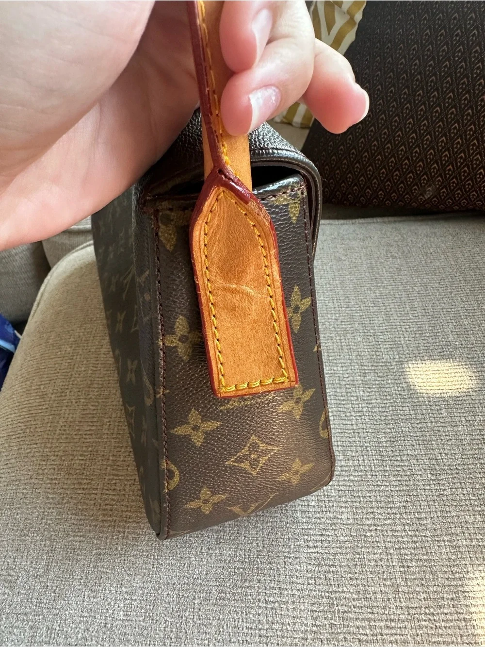 Louis Vuitton Brown Monogram Canvas Shoulder Bag Looping 90s Vintage